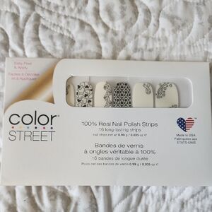 Color Street Nail Strips - Monochrome Elegance